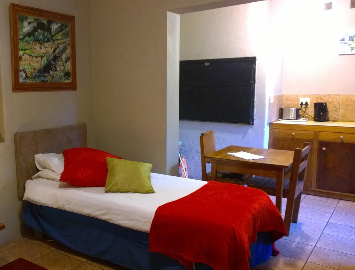Artkaroo Stay Oudtshoorn Exterior foto